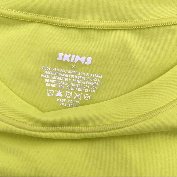 Skims fits everybody t shirt bodysuit neon lime small new with tags casual - Picture 5 of 7